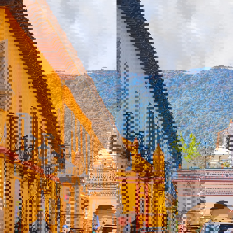 roger-ce-26EwW1KVjyU-unsplash