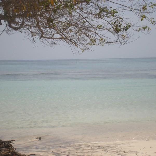 isla del rosario strand