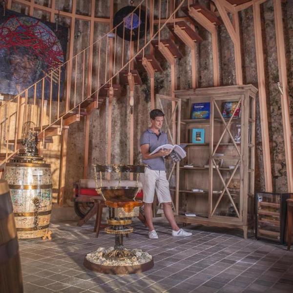 Sukekrmøllen indefra Bungalow soverværelse på Le Relais du Moulin på Guadeloupe