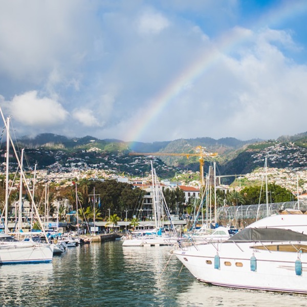 Lystbaadehavnen-i-Funchal