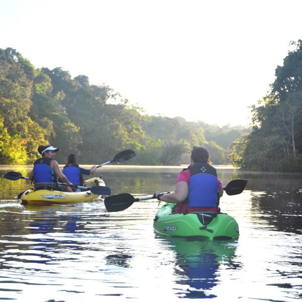 PÃ¥ rejsen sejler man i kajak