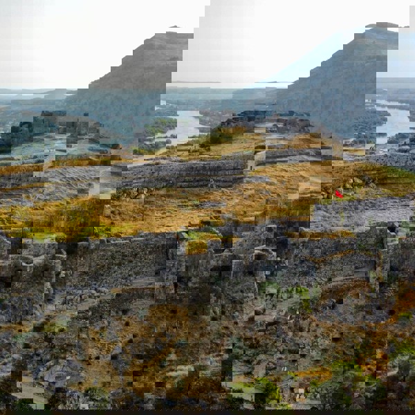 Udsigt over rozafa castle ruins