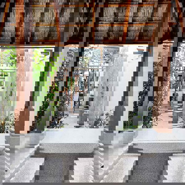 Beach Villa udendørs bad på Conrad Ringali Island. Maldiverne