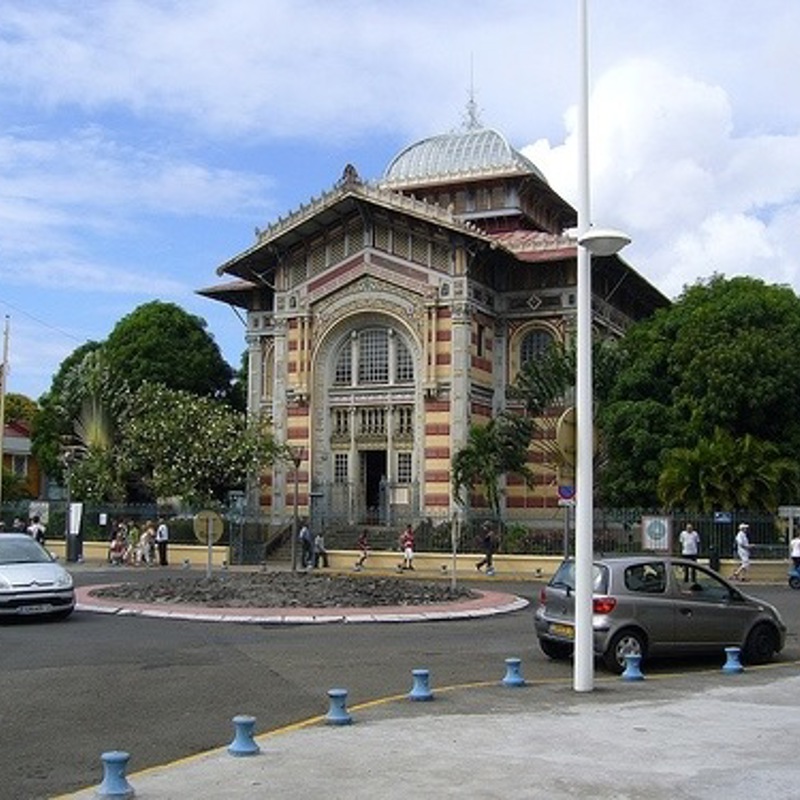 Smuk bygning i Fort-de-France