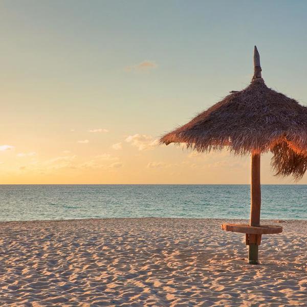 Stranden ved hotellet