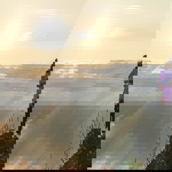 Over skyerne på Namkat Yorla Pa Resort i Laos