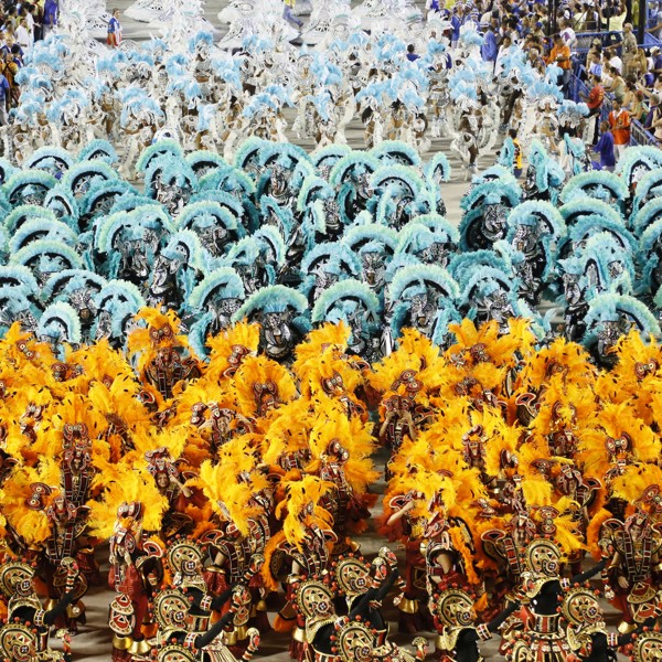 Flotte farver til karneval i Rio